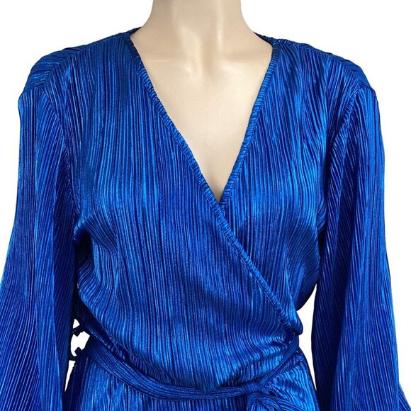 Bardot Belissa Pleat Dress Shine Blue Size Medium Wrap Balloon Sleeves - Picture 6 of 8